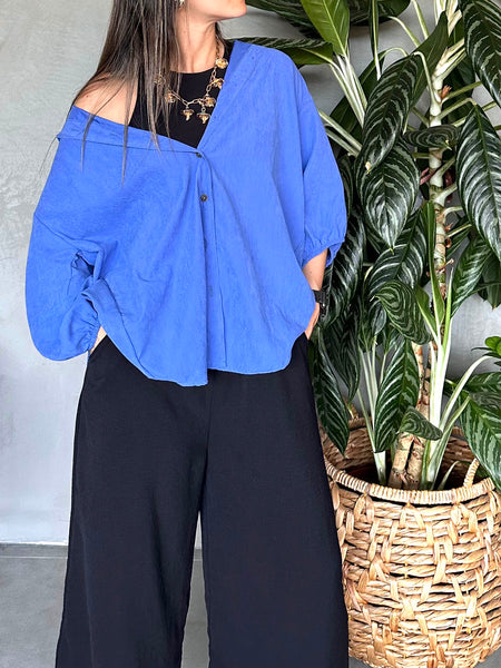 CAMISA OVERSIZED AZUL ELÉCTRICO