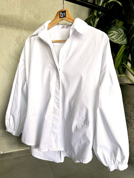 CAMISA BLANCA PERILLA OCULTA