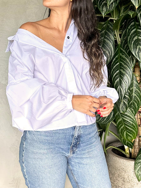 CAMISA BLANCA PERILLA OCULTA
