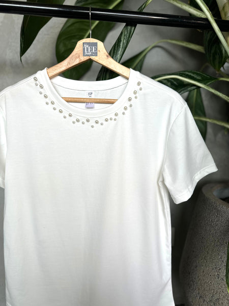 CAMISETA IVORY CON APLIQUE