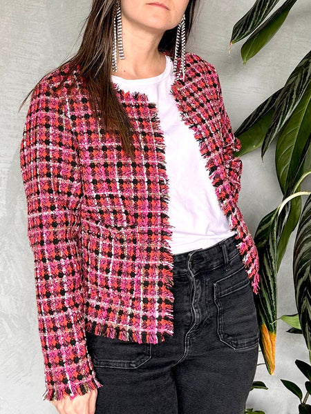 CHAQUETA TEJIDA CON APLIQUES